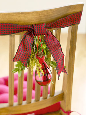 Ideas para decorar las sillas en Navidad