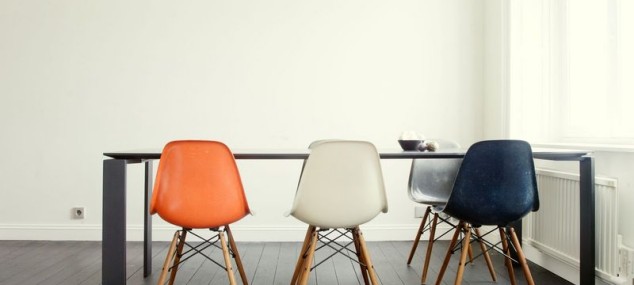 La silla DSW de Charles Eames, un clásico vintage muy de moda