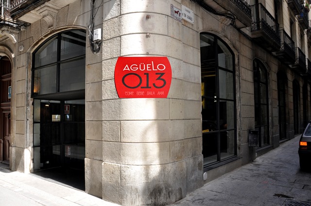 Entrada restaurante Aguell013 Entrada restaurante Aguell013